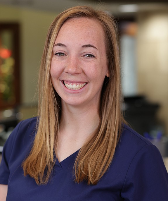 Dental hygienist Kristen